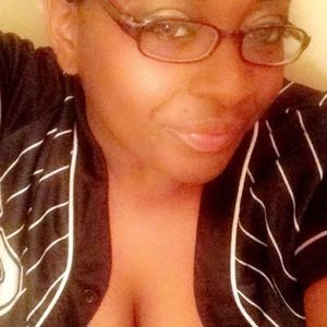 Meet your Posher, Bobbi