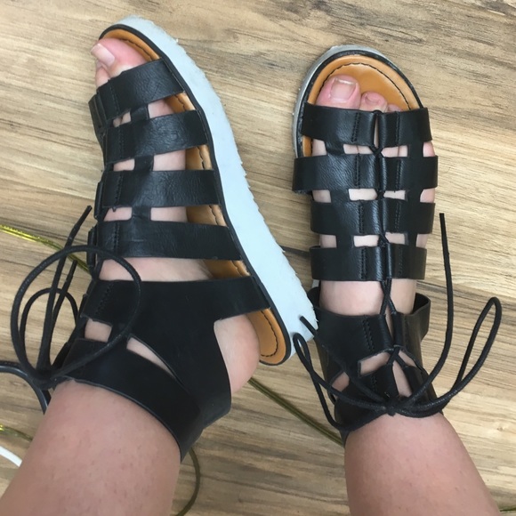 Black Small Platform Gladiator Sandals Lace Up