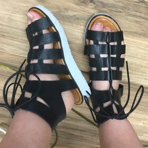 Black Small Platform Gladiator Sandals Lace Up