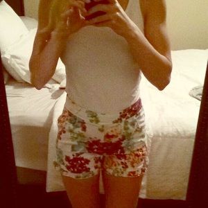 Floral High Wasted Shorts