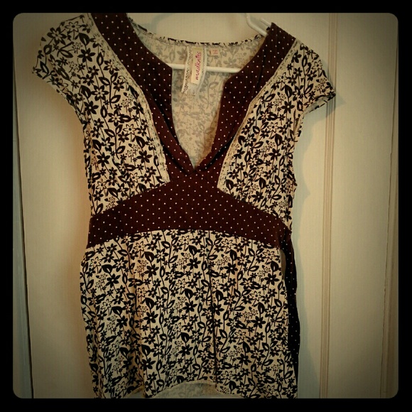 Cute Floral Tie Back Top