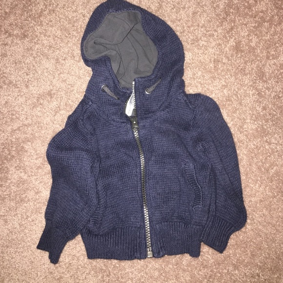 Bundle of of six pieces for baby boy in 6 months - Picture 3 of 3