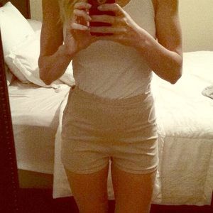 High Wasted Shorts