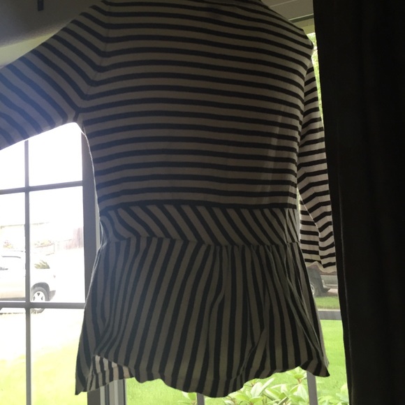 🎀Moth Black & White Striped Bow Cardigan🎀 - Picture 3 of 4