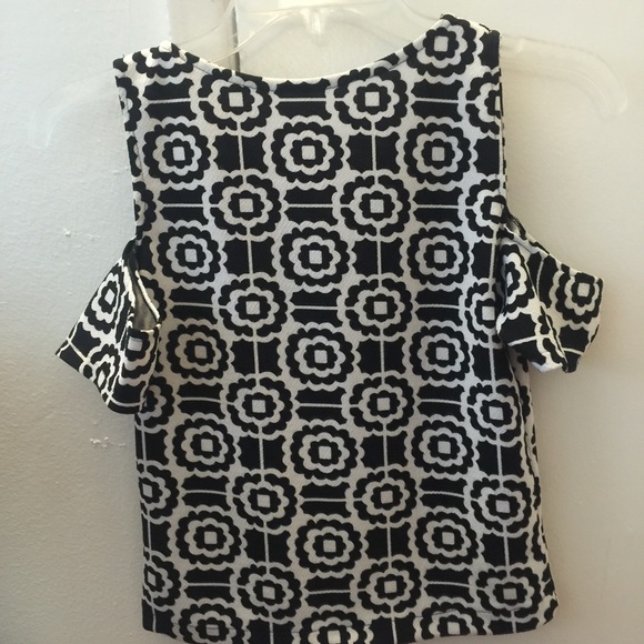 Off shoulder - Picture 2 of 2