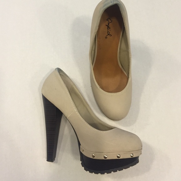 Nude heels
