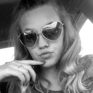 Meet your Posher, Kirstin