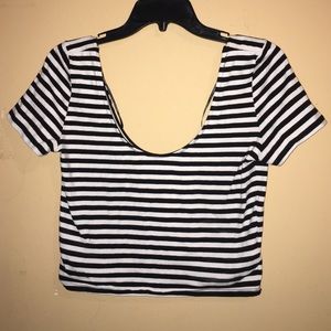 Stripe crop top 😍