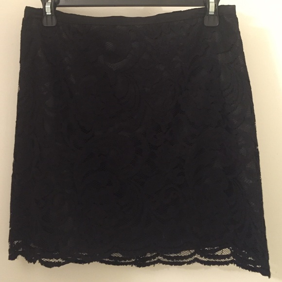 NWT Black lace skirt sz 2