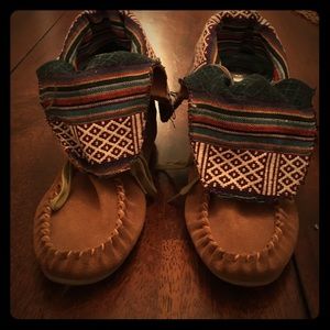 Steve Madden Moccasin Bootie (camel)