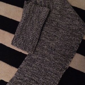 Brandy Mellville scarf!