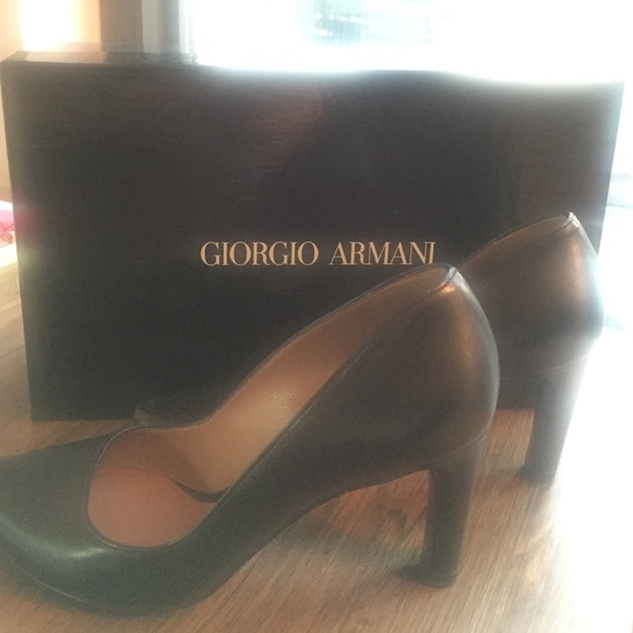Giorgio Armani Pump