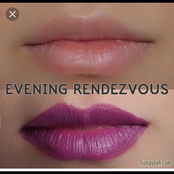 NIB MAC Magic in the Night Evening Rendezvous Lip - Picture 2 of 4