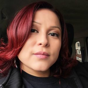 Meet your Posher, Crystal