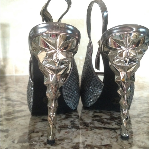 Nicole Miller heels