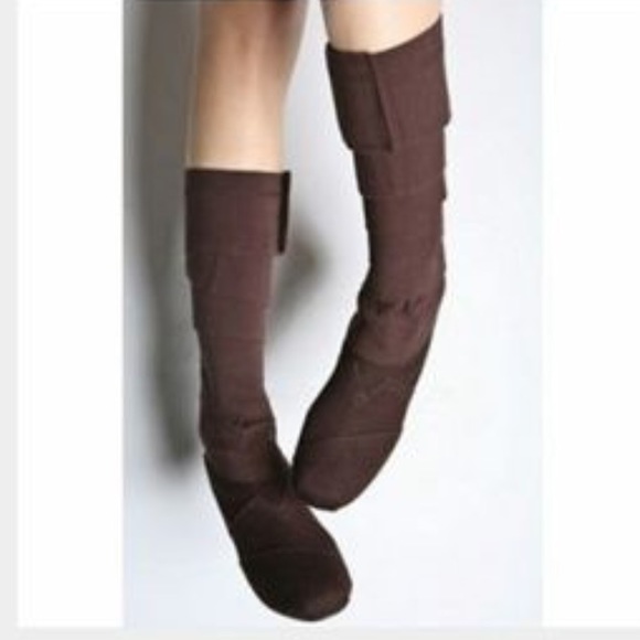 💙TOMS Wrap Boots in Chocolate💙