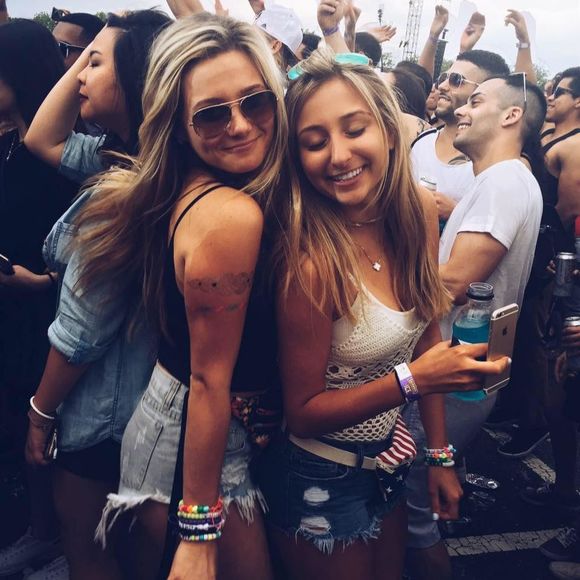 Meet your Posher, Caitlyn