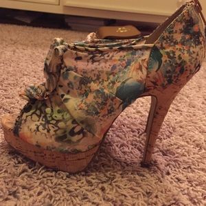 Chinese laundry heals