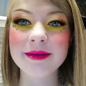 Meet your Posher, Bernadean