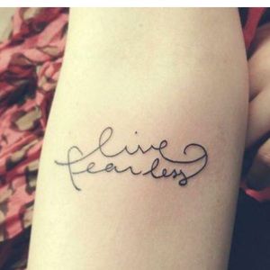 Meet your Posher, Brenda