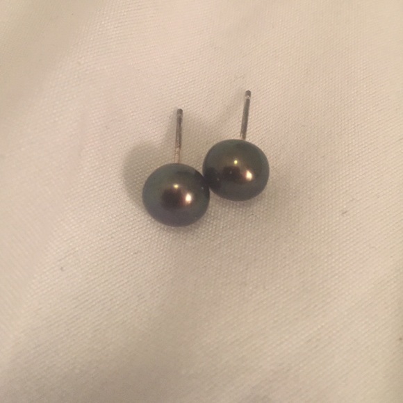 Medium south sea pearl earrings