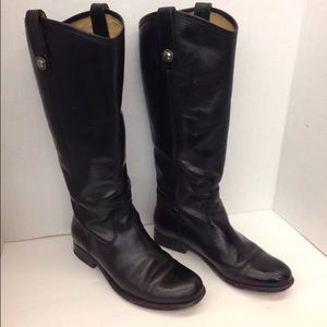 Frey Melissa button size 6