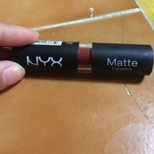 Nyx matte lipstick