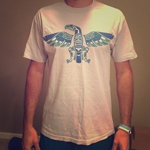 Grey Seahawks t-shirt