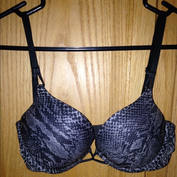 Victoria's Secret Push-up 34C