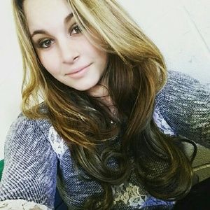 Meet your Posher, Brooke