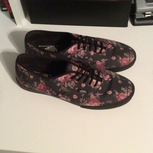 Floral Vans