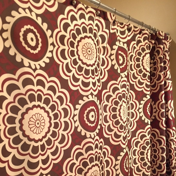 Beautiful shower curtain!