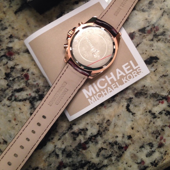 Rose Gold dark brown watch