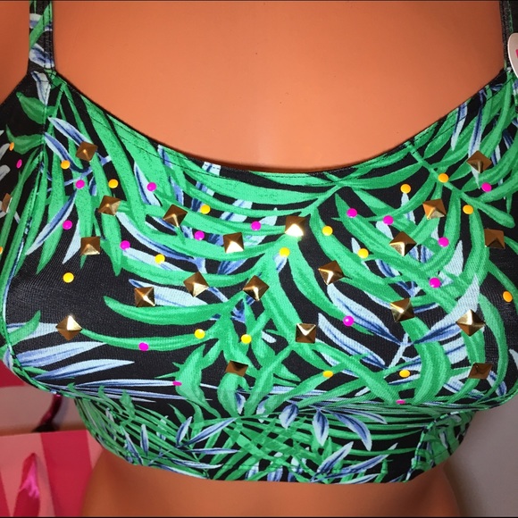 🚫SOLD🚫NEW PINK VS STRAPPY CAGED BRALETTE - Picture 2 of 4