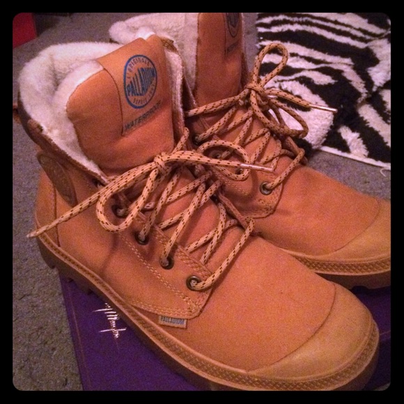 Palladium waterproof fur lined boots