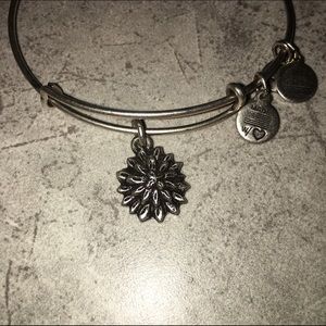 Silver Water Lily Charm Bangle