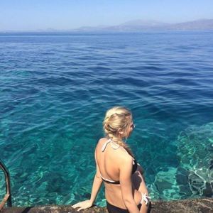 Meet your Posher, Sierra