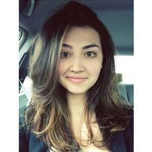 Meet your Posher, Laura