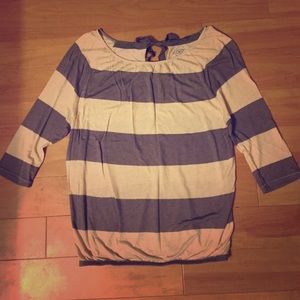 XS quarter length Ann Taylor Loft shirt