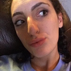 Meet your Posher, Tay