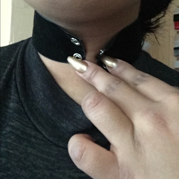 New sexy choker