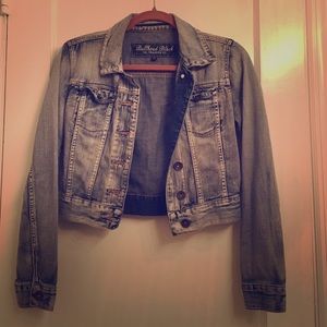 Cropped denim jacket