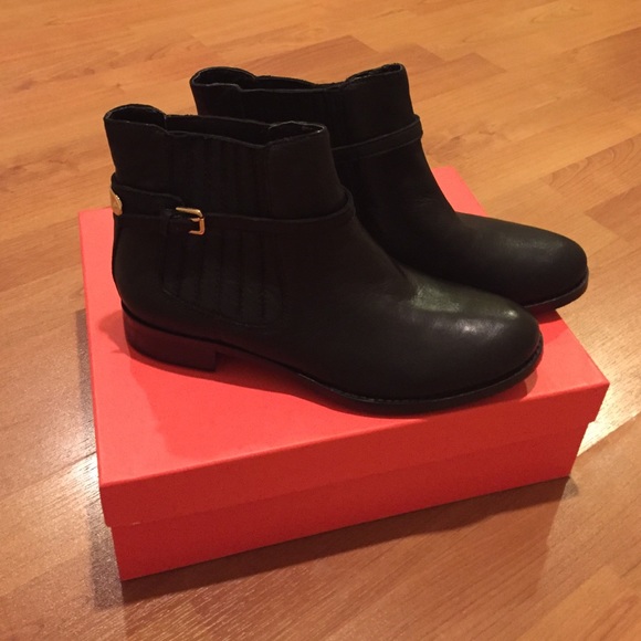 NWT Ivanka Trump Boots - Picture 2 of 5