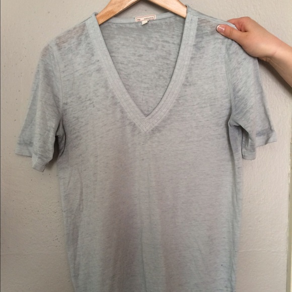 GAP blue v-neck shirt