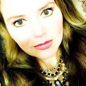 Meet your Posher, Fabiola