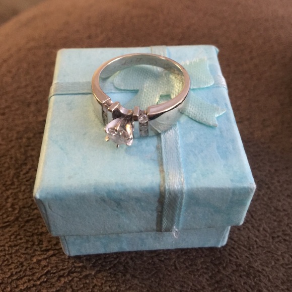 SOLD-Robbins Brother Engagement Ring/White Gold - Picture 4 of 4