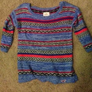 hollister sweater, size medium, quarter sleeves