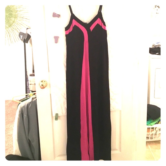 NWT pink and black maxi dress