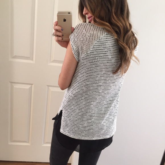 SOLD OUT • Black & Grey Blended Cute Top - Picture 3 of 4