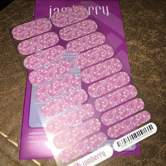 Jamberry Nail Wrap - 2014 Black Friday Exclusive